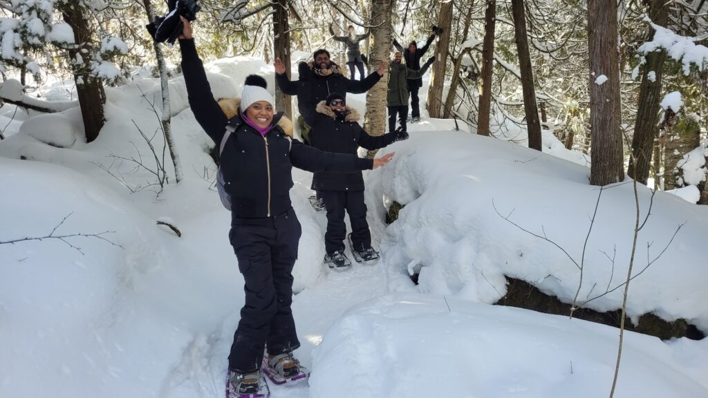Smiling snowshoers Smiling snowshoers